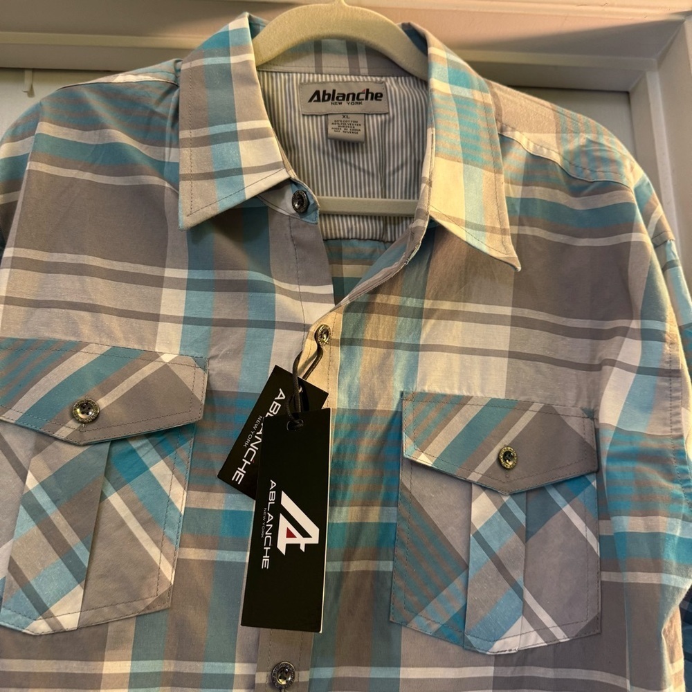 Ablanche New York Long Sleeve Button Down Shirt - Picture 2 of 6